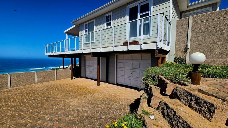 3 Bedroom Property for Sale in Dana Bay Western Cape